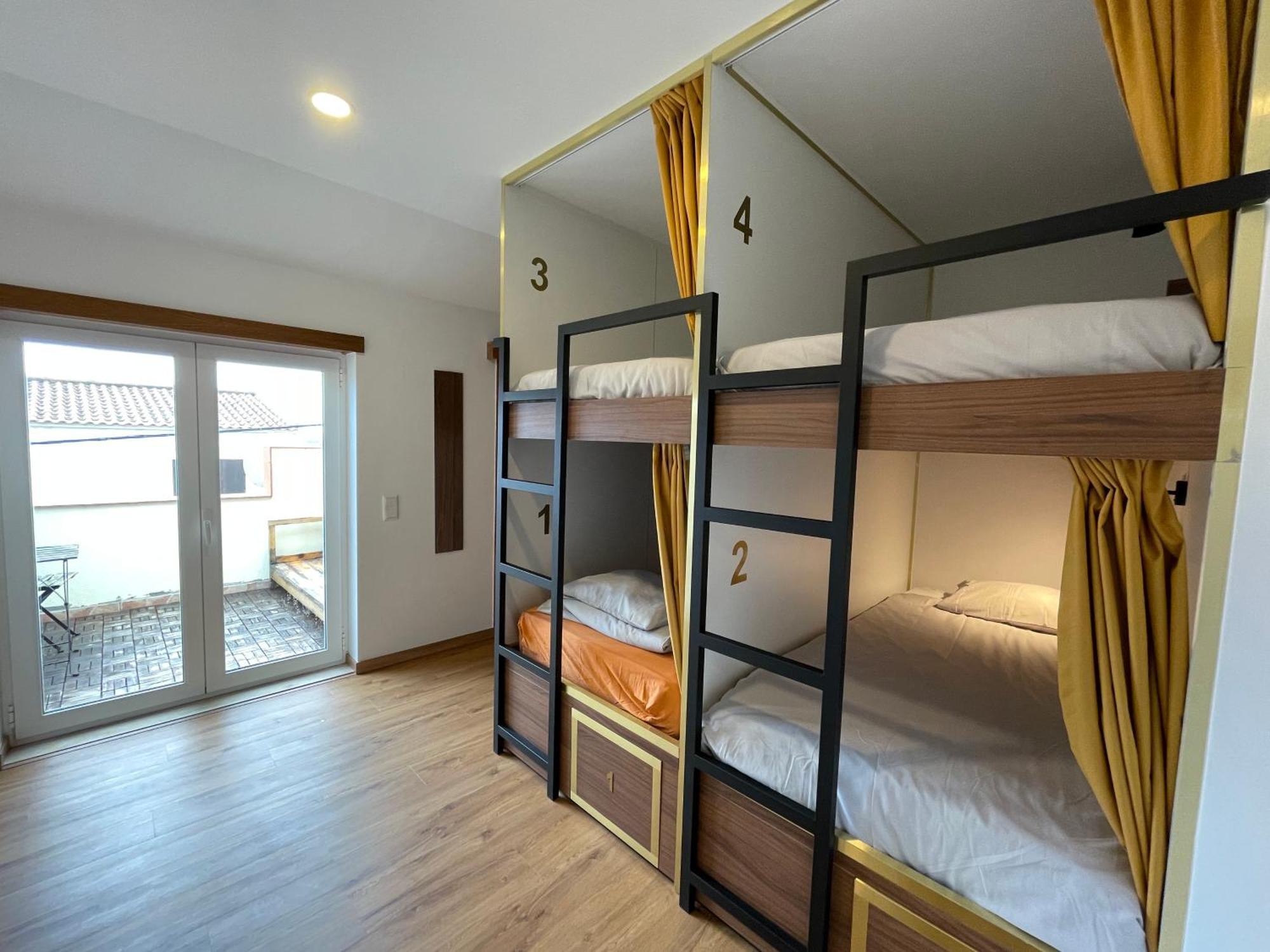 33 Hostel บาเลียล ภายนอก รูปภาพ