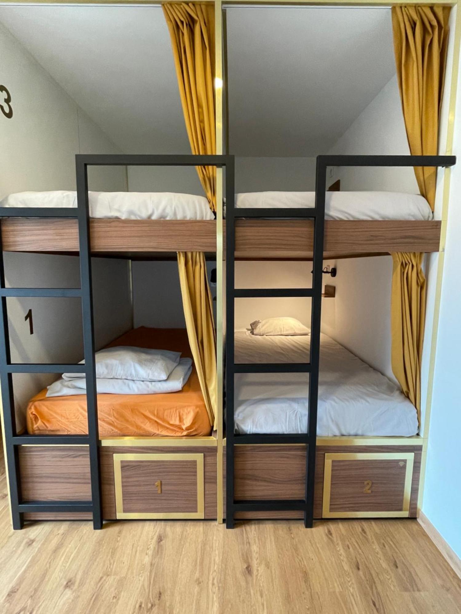 33 Hostel บาเลียล ภายนอก รูปภาพ